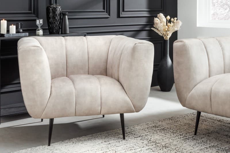 Art deco moderní křeslo Vermont champagnu čalounění na nožičkách 106cm