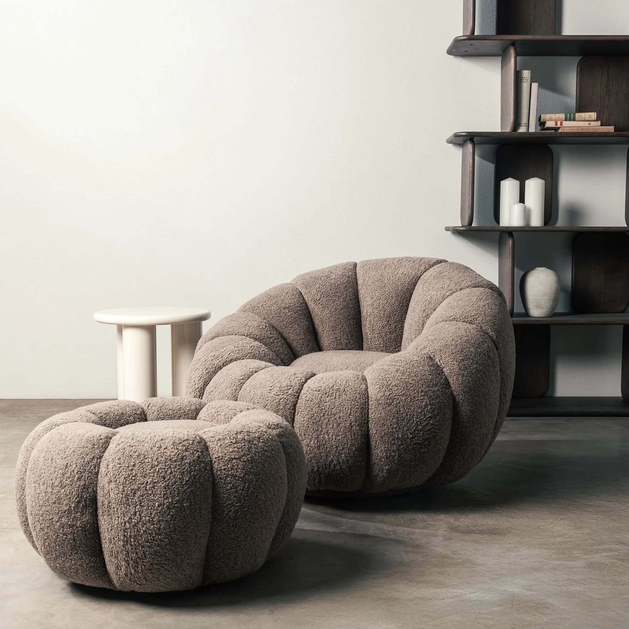 Designové otočné křeslo Venezia bouclé, Hnědá 2