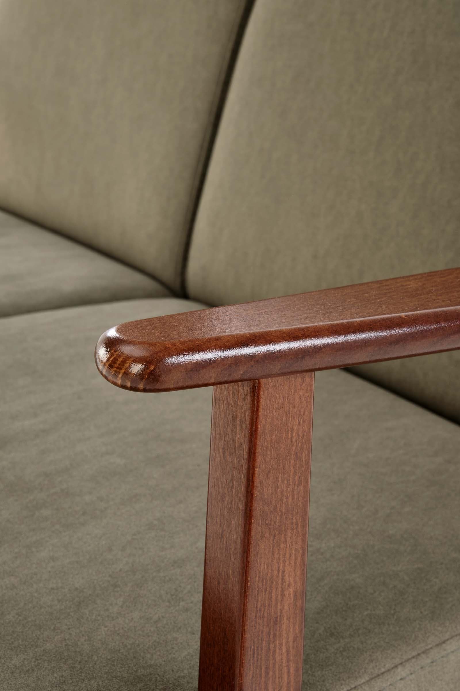 Dvoumístná pohovka Milano z masivu 120 cm, Olivová/ořechová 8