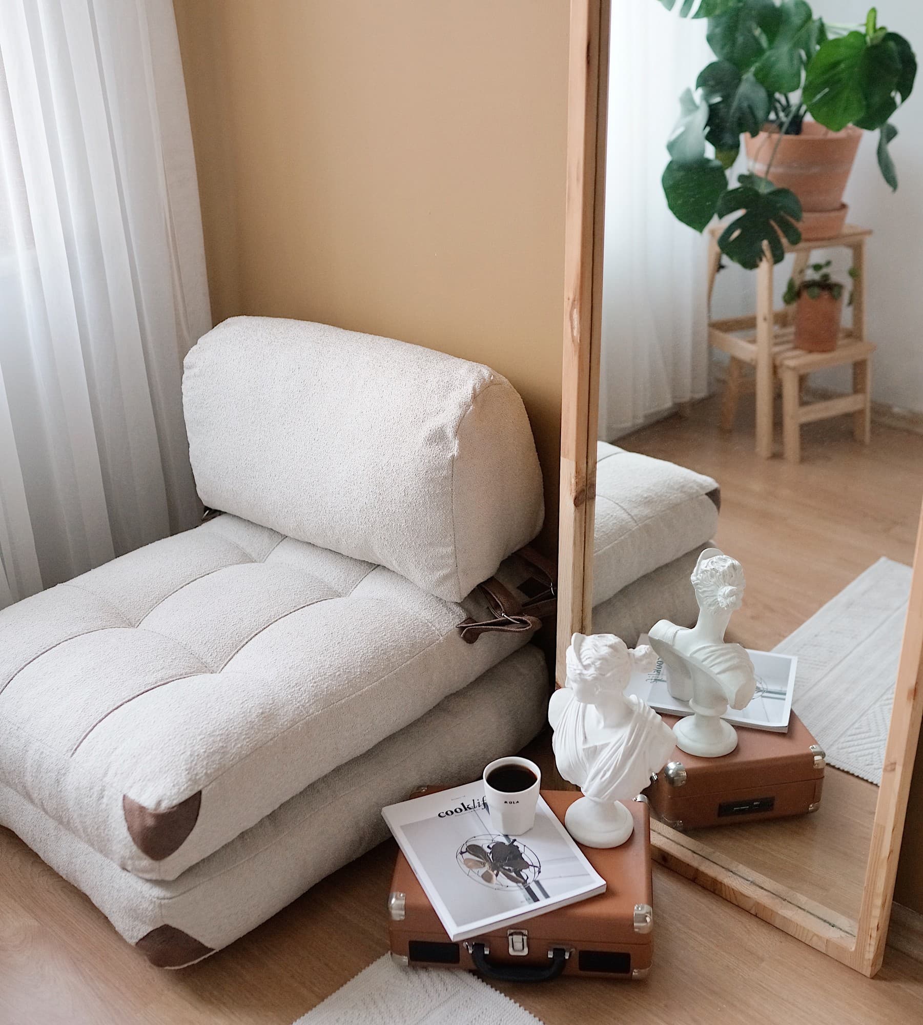 Rozkládací futonové křeslo Kadife Teddy, Šedé 7