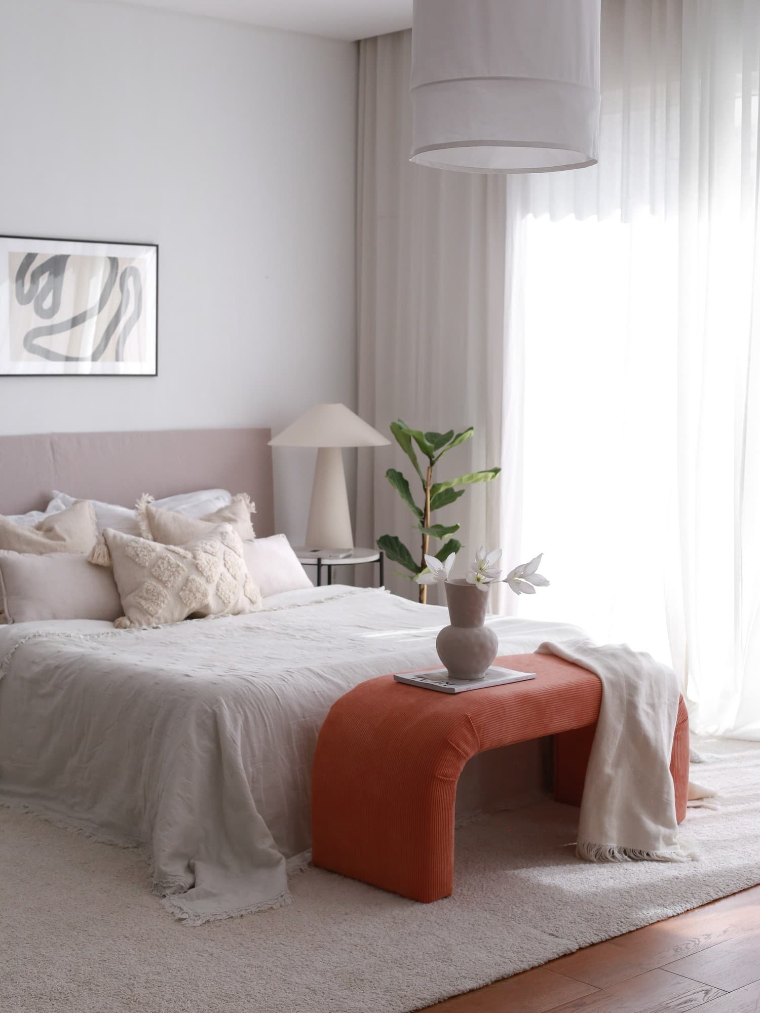 Taburet NU Bench korálový, š 106 × hl 46 × v 45 cm 3